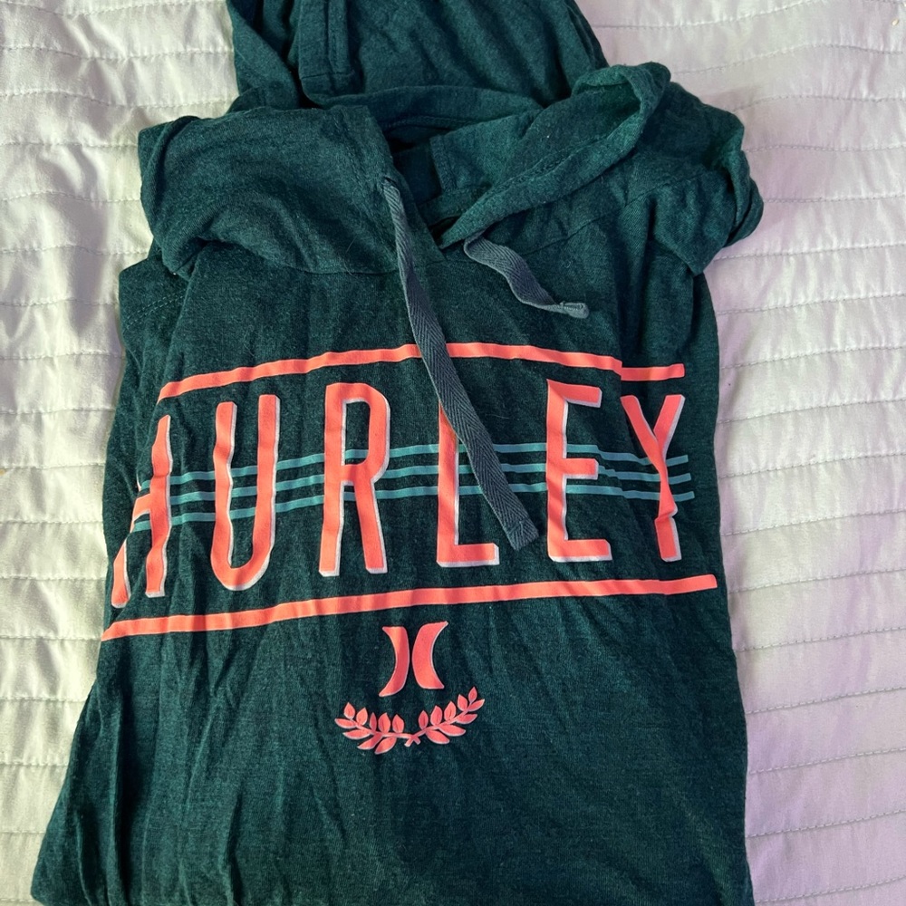 Hurley sweater